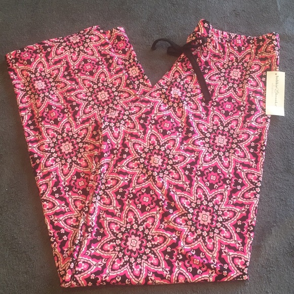 HOST PIC Sunday Funday 🌸 3 Pack of Lounge Pants - Picture 4 of 4